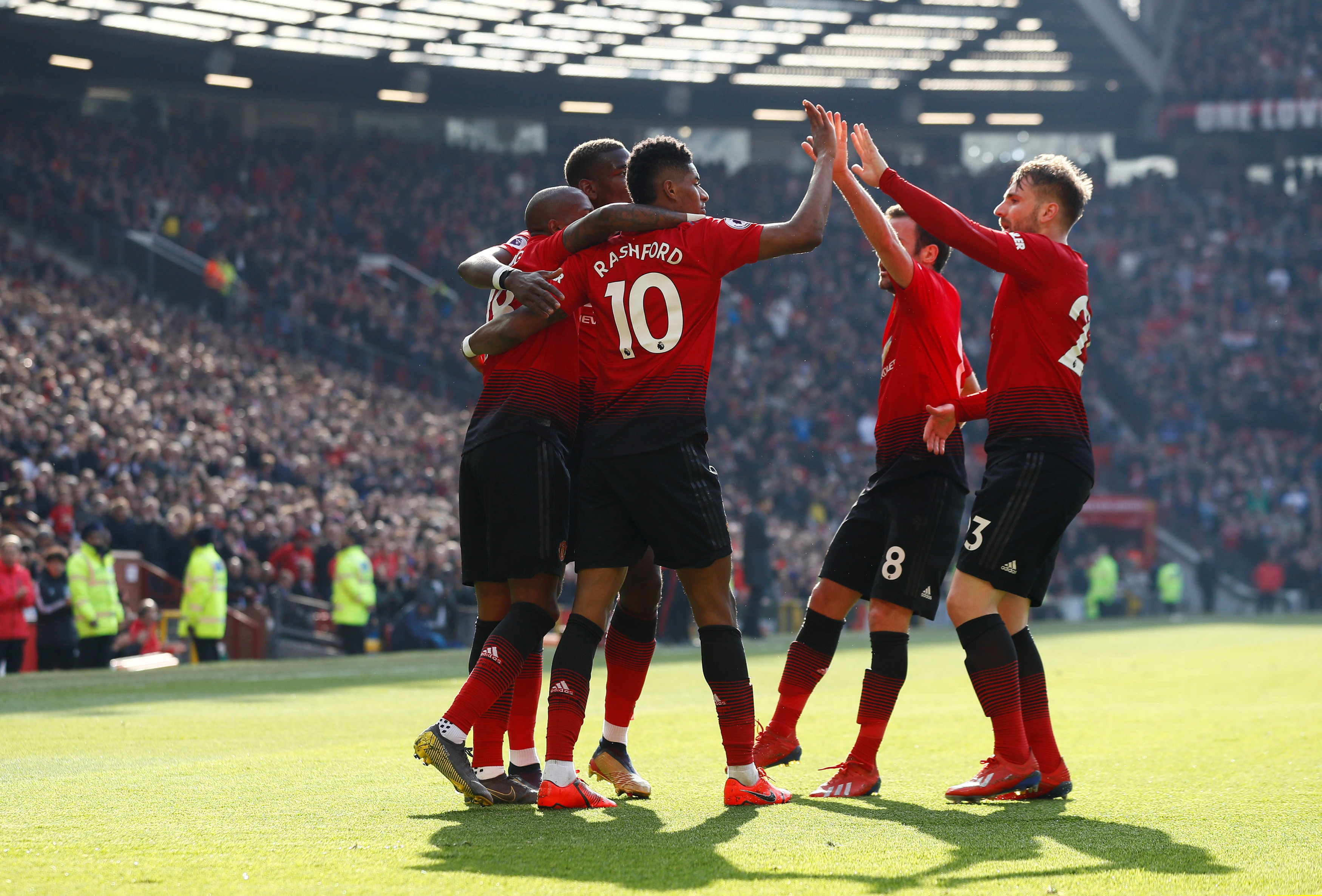 两大豪门的 两大豪门的