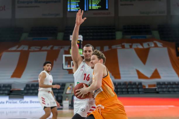 配合至关重 配合至关重