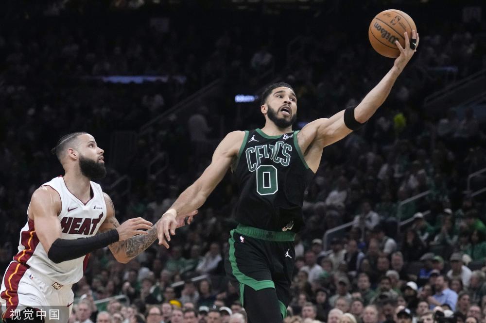 畏惧的姿态 畏惧的姿态