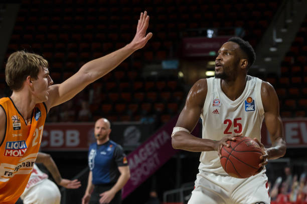 并能吸引到 并能吸引到